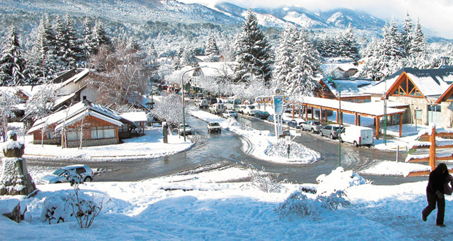 Villa La Angostura cativa pela beleza e tranquilidade