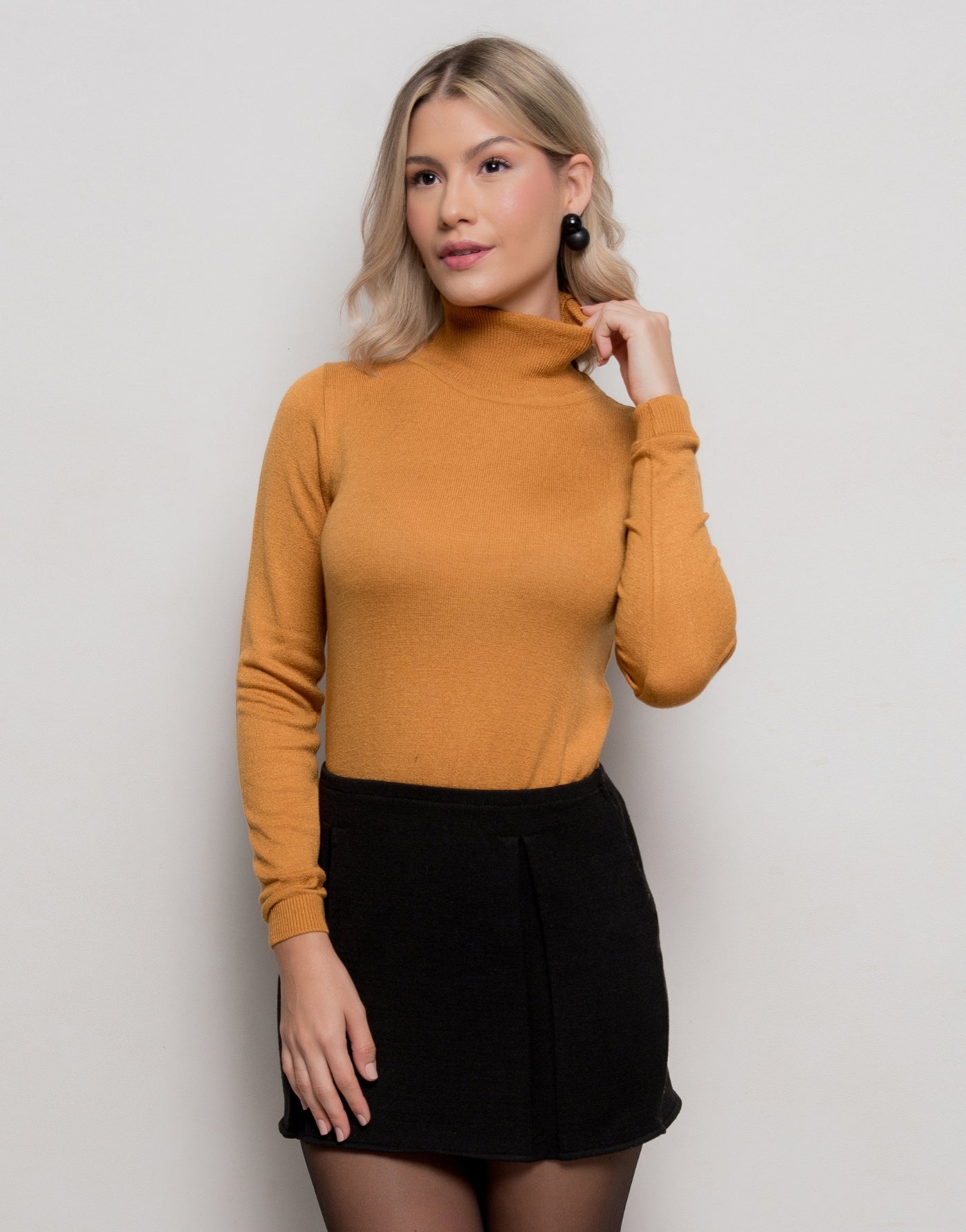 Blusa Breeze Gola Alta Mostarda
