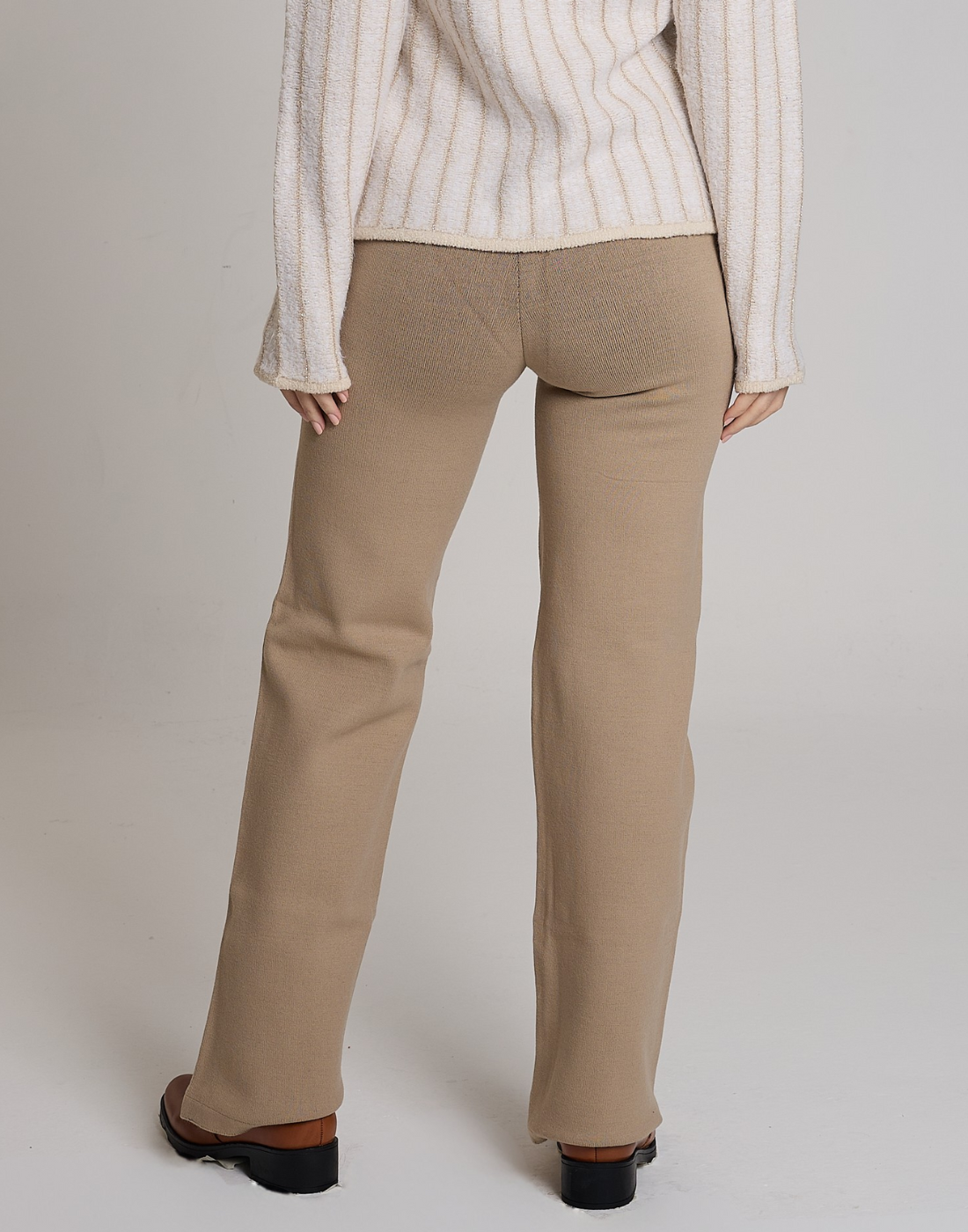 Calça Reta Invernada Bege Cedro