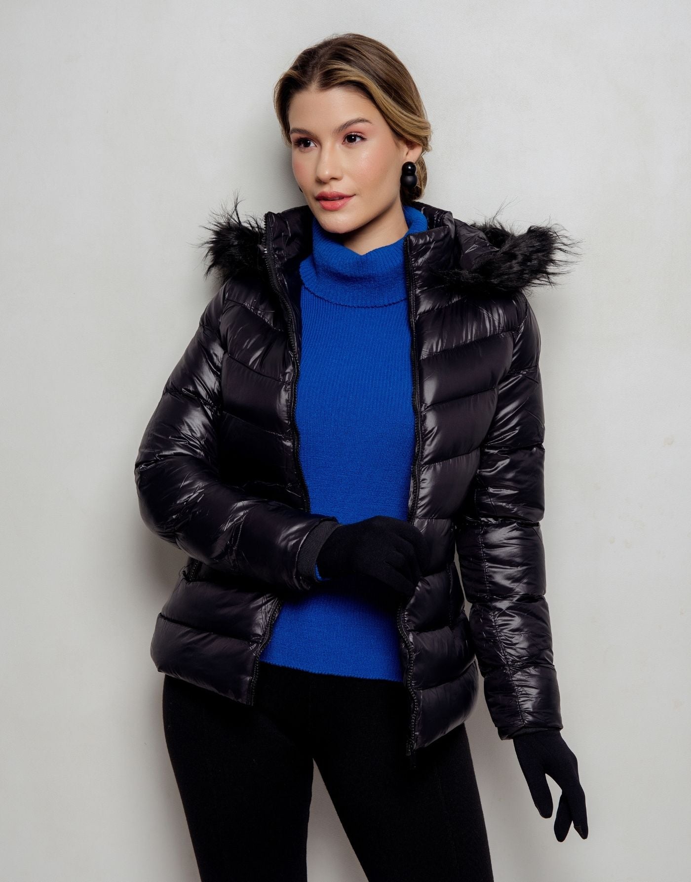 Blusa Max Gola com Botões Ennis Azul Royal