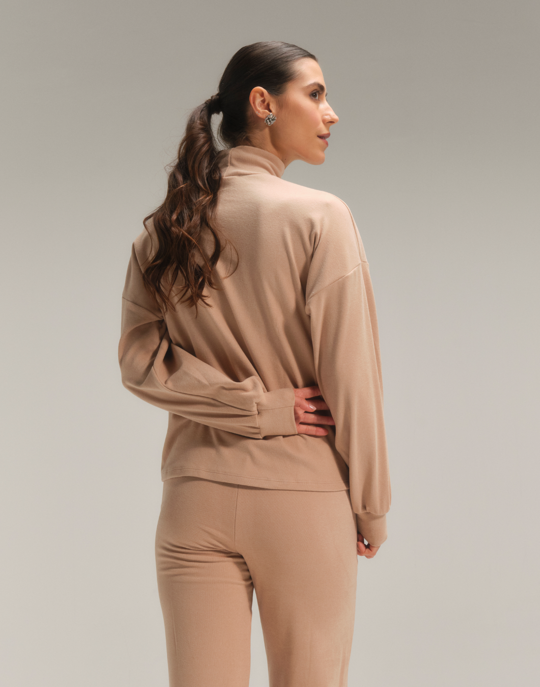 Blusa Aire Deslocada Bege