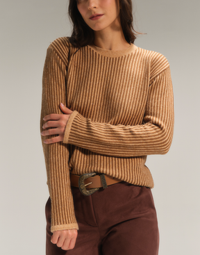 Blusa Listrada Nubbis Caramelo Nórdico