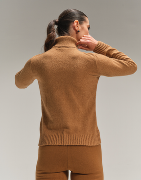 Blusa Mousse Cacharrel Slim Caramelo Gold
