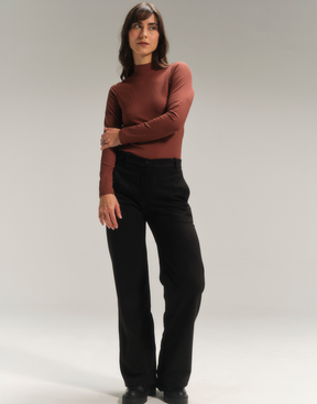 Blusa Tartaruga Canelada Marrom