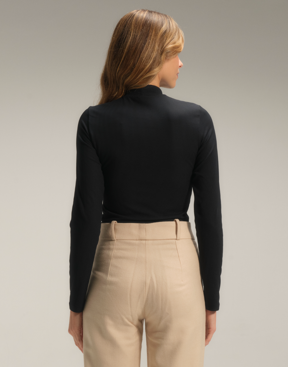 Blusa Tartaruga Canelada Preto