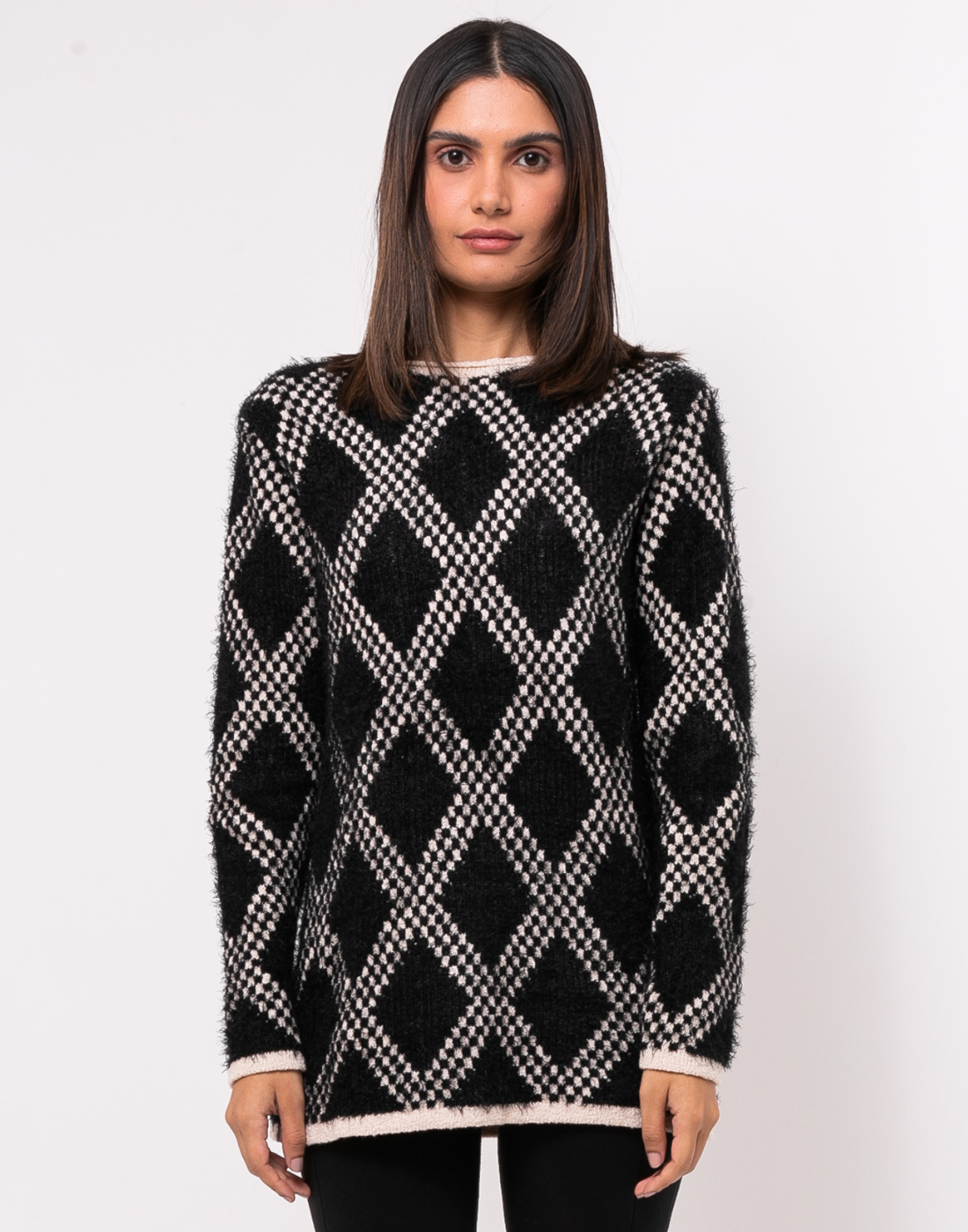 Blusa Angorá Losangos Genebra Preta