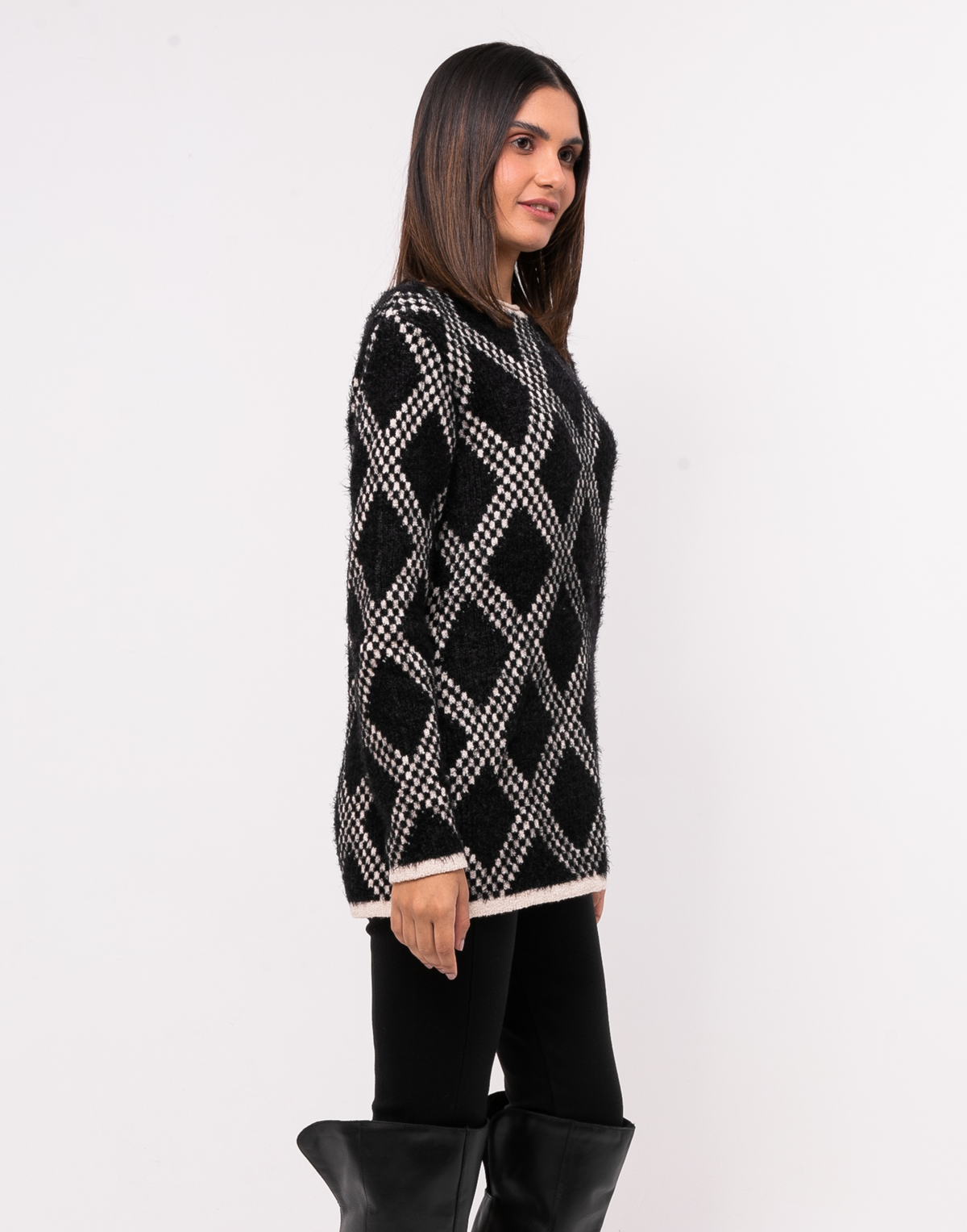 Blusa Angorá Losangos Genebra Preta