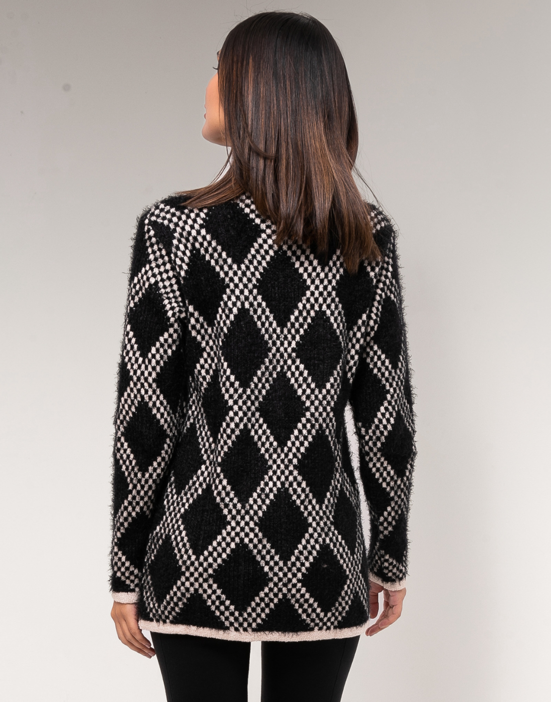 Blusa Angorá Losangos Genebra Preta