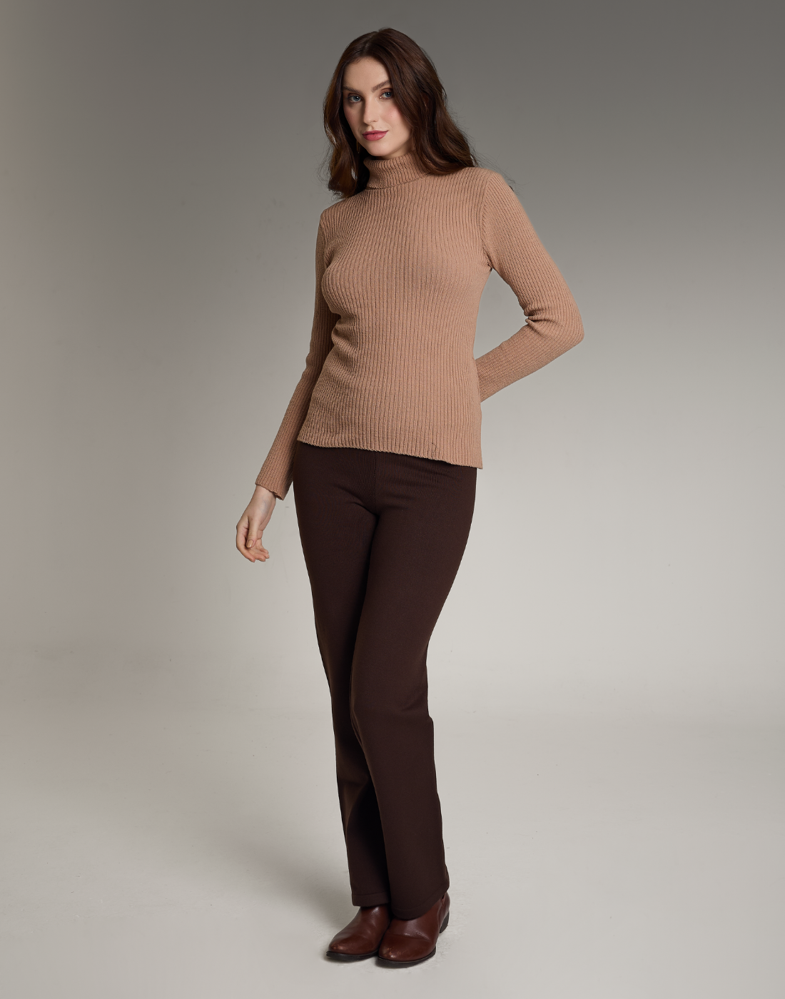 Blusa Cacharrel Beeville Bege