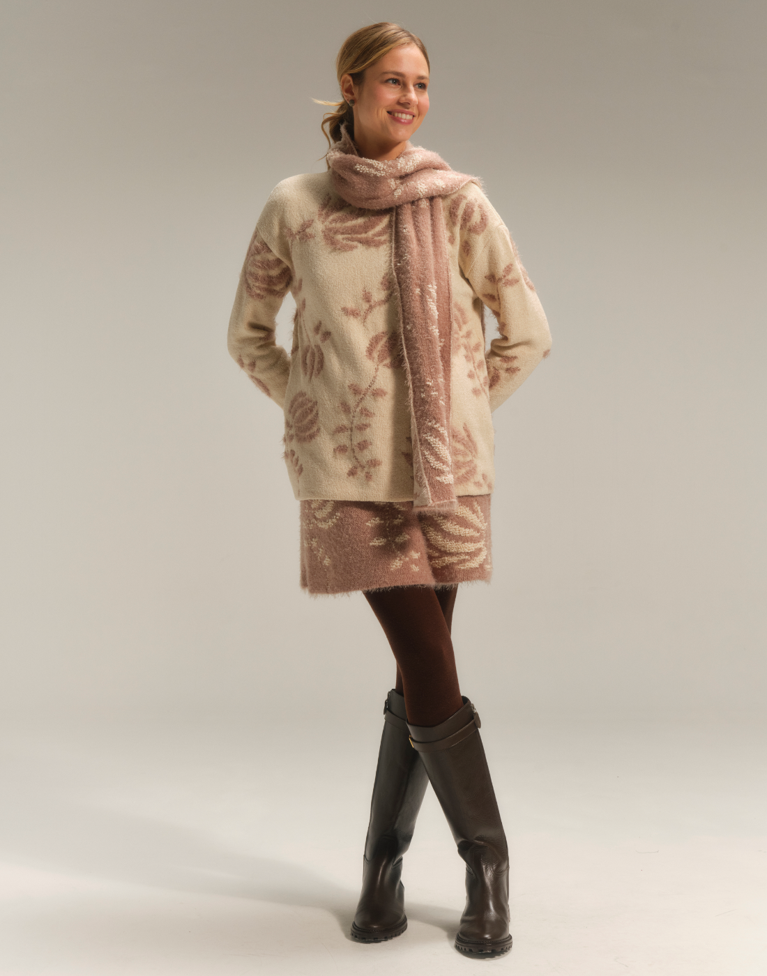 Blusa Floralis Plumosa Bege