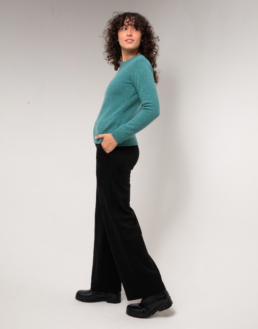 Calça Reta Alpinea Preta