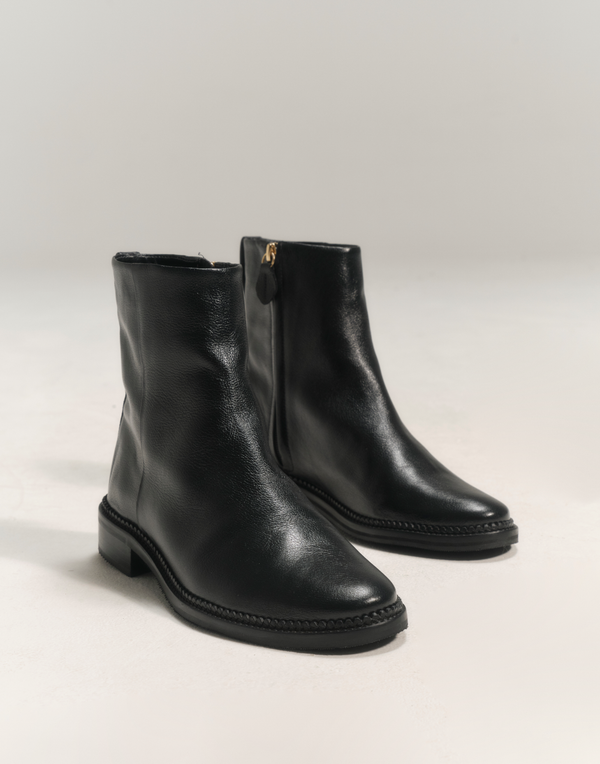 Bota Walker Couro Preta