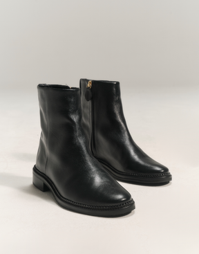 Bota Walker Couro Preta