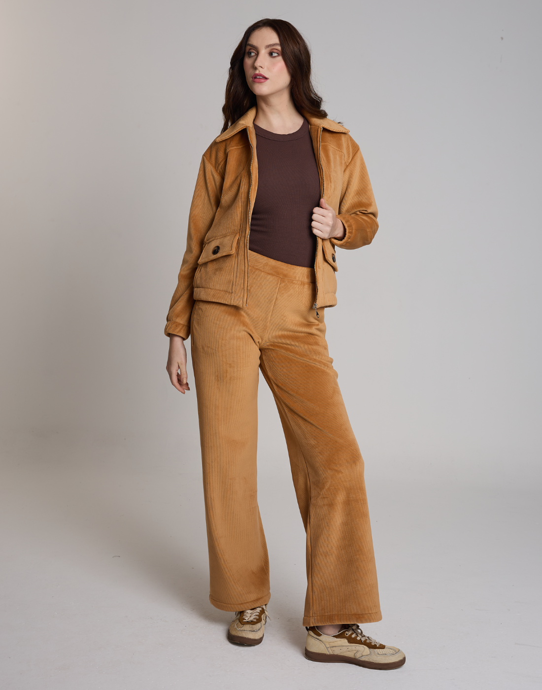 Calça Cotelê Velvet Sky Caramelo