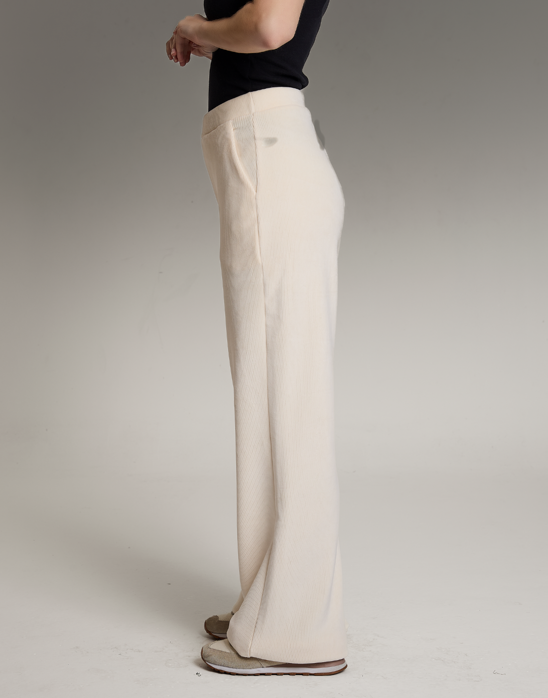 Calça Cotelê Velvet Sky Off