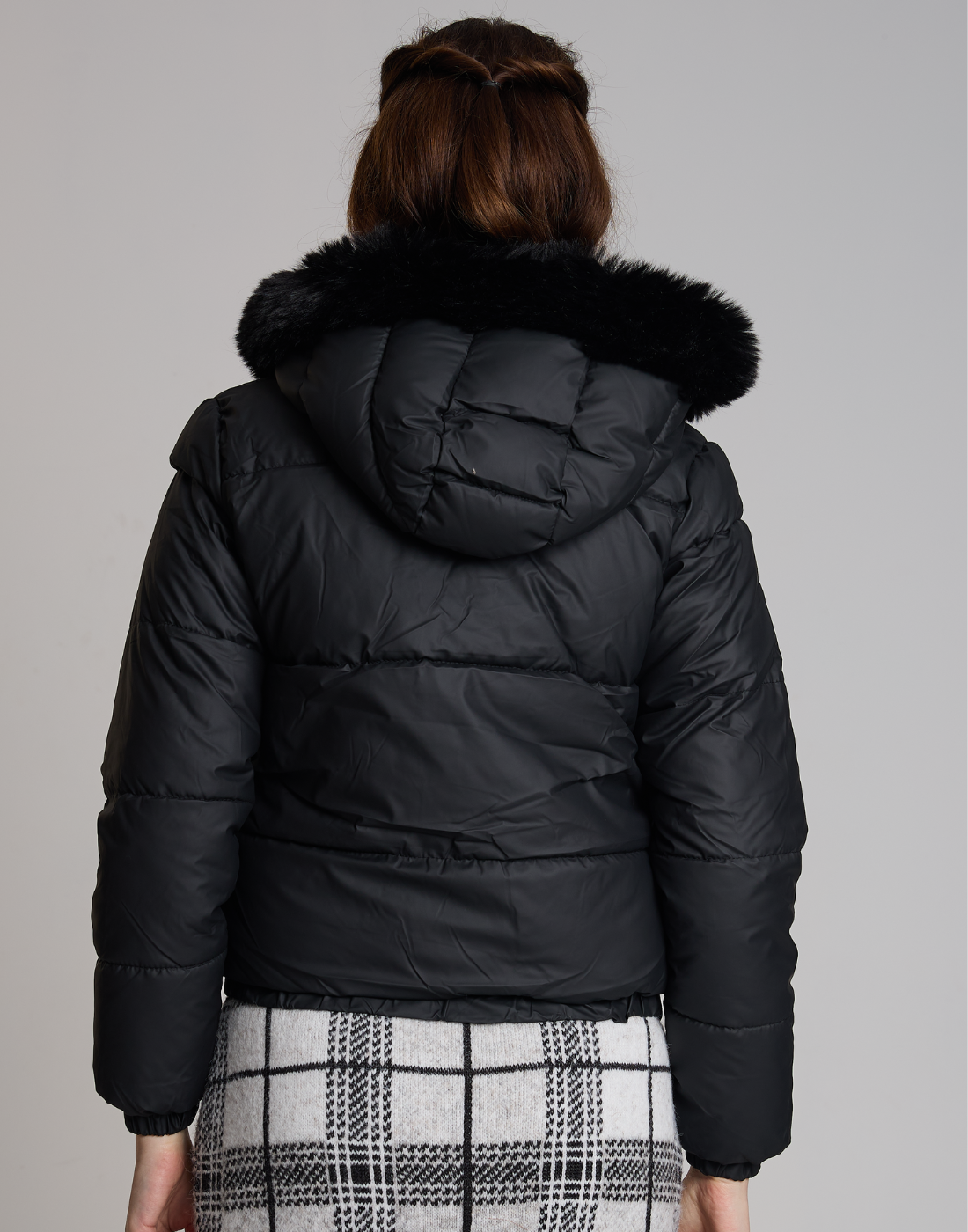 Doudoune Detalhe em Pelos Lauden Preto