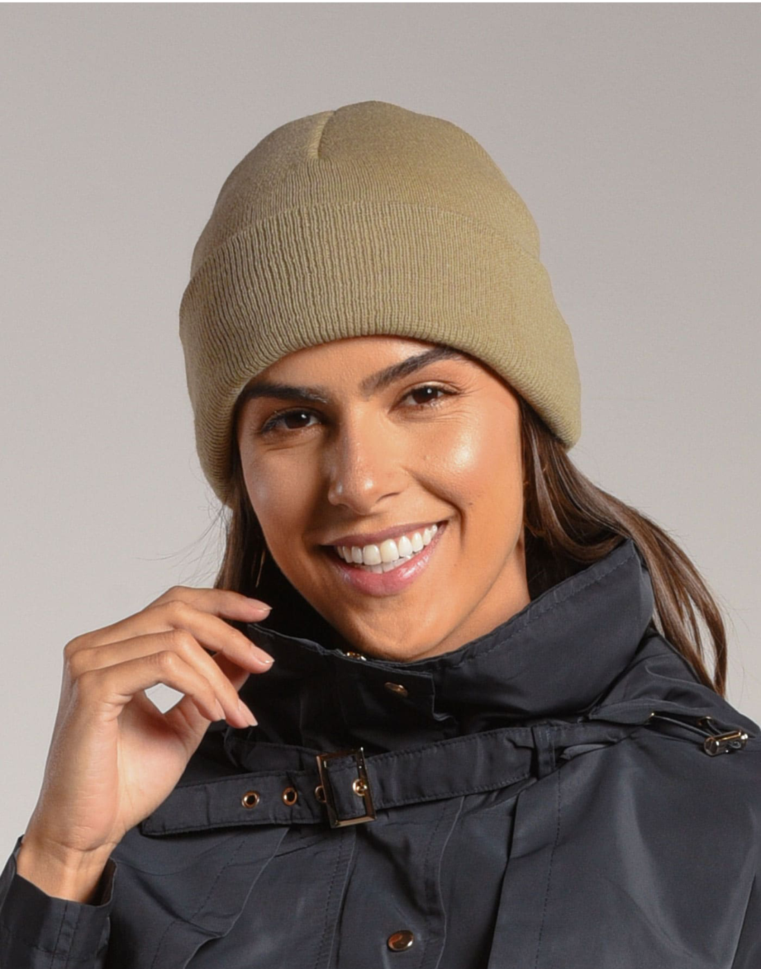 Gorro Basics Bege
