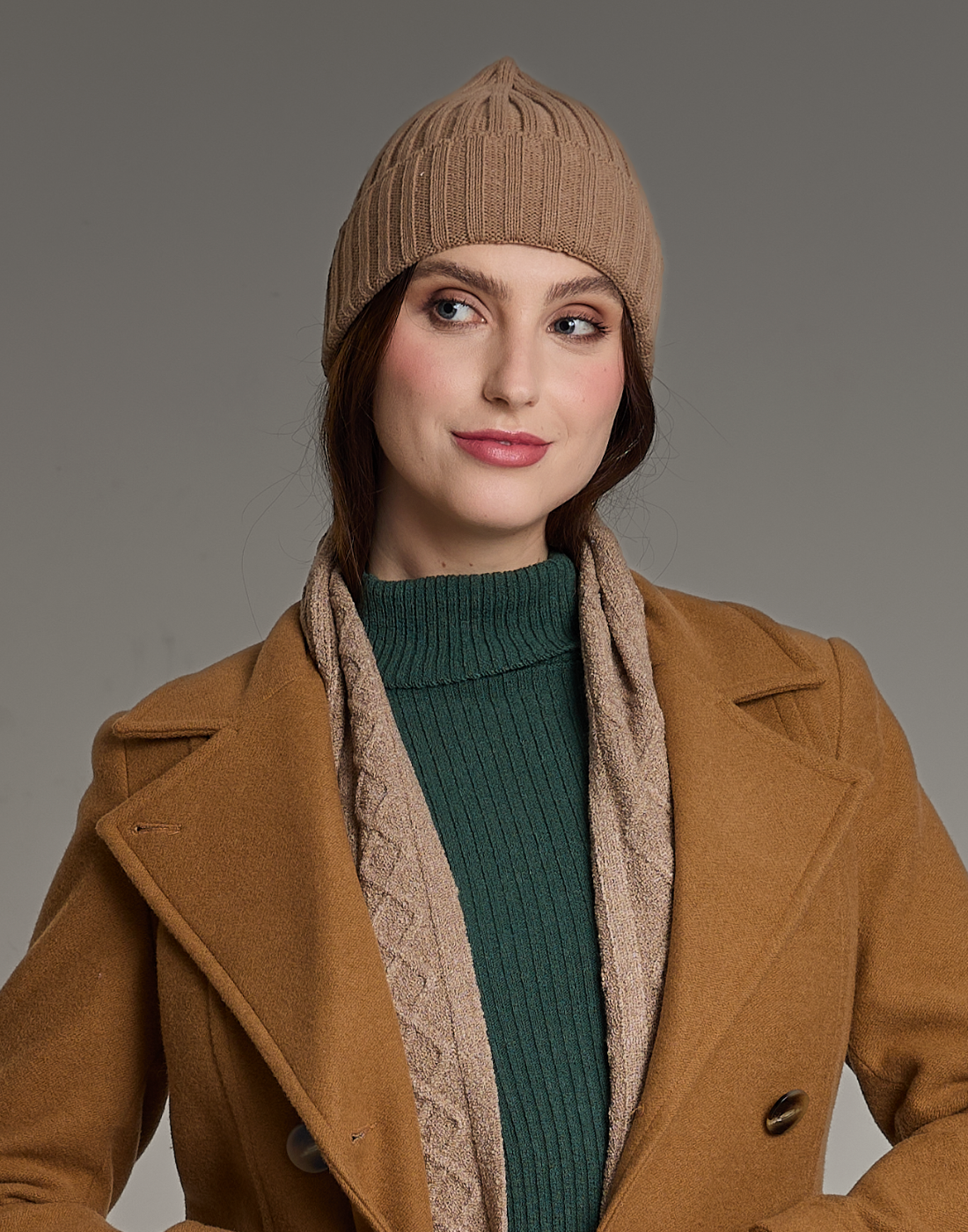 Gorro Tricot Calone Forrado com Fleece Bege