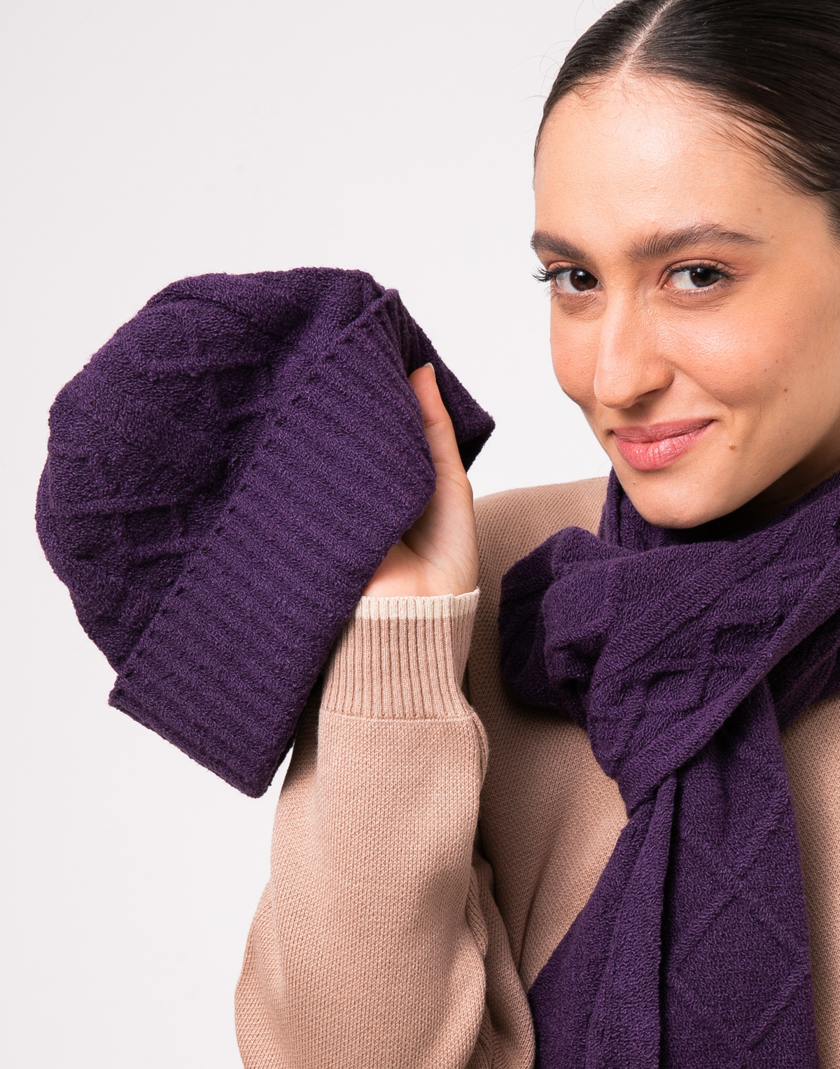 Gorro Mousse Aran Roxo