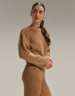 Maxi Blusa Manga Ampla Nubbis Caramelo Nórdico
