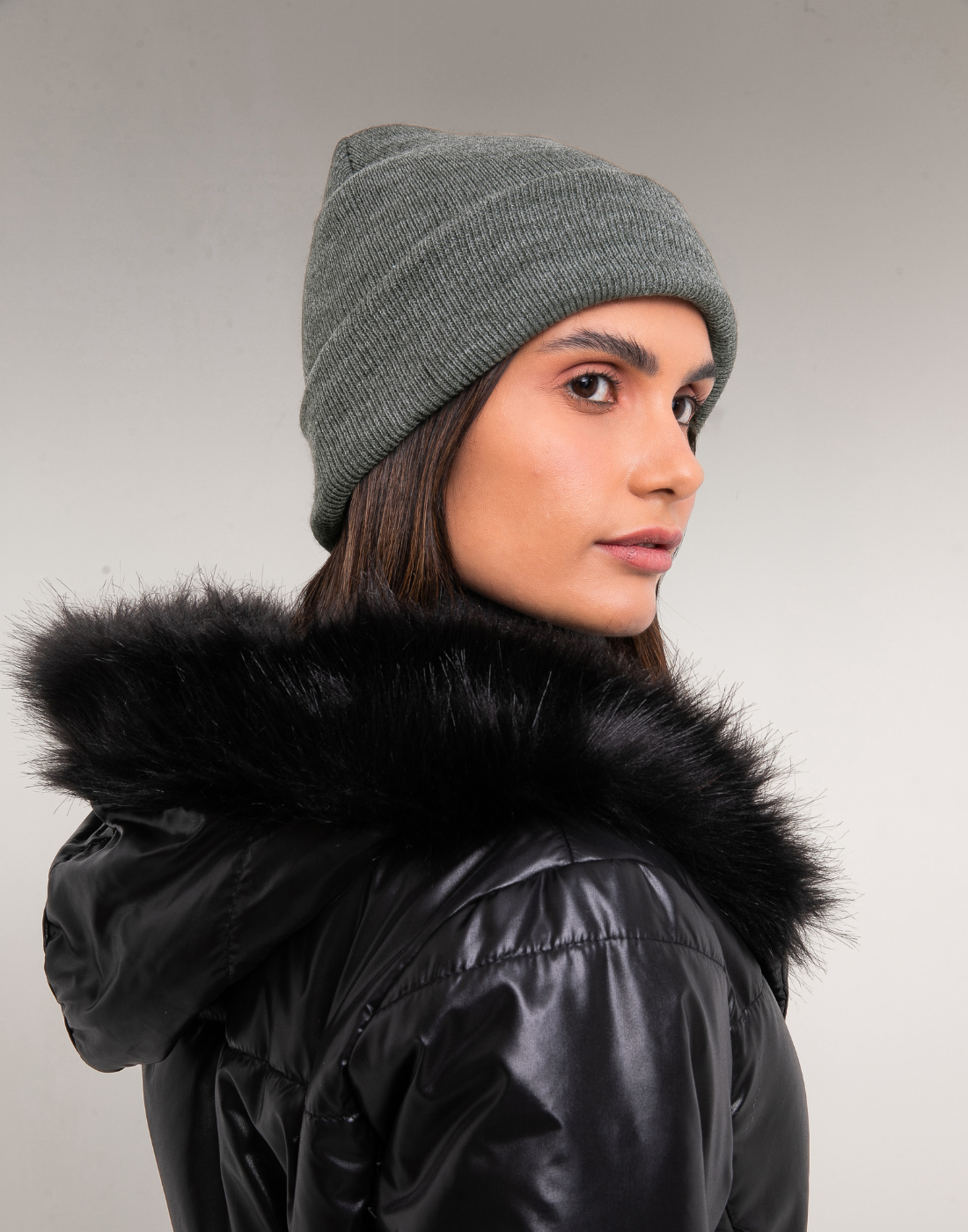 Gorro Basics Cinza