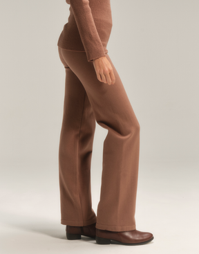 Calça Reta Invernada Nude Canela
